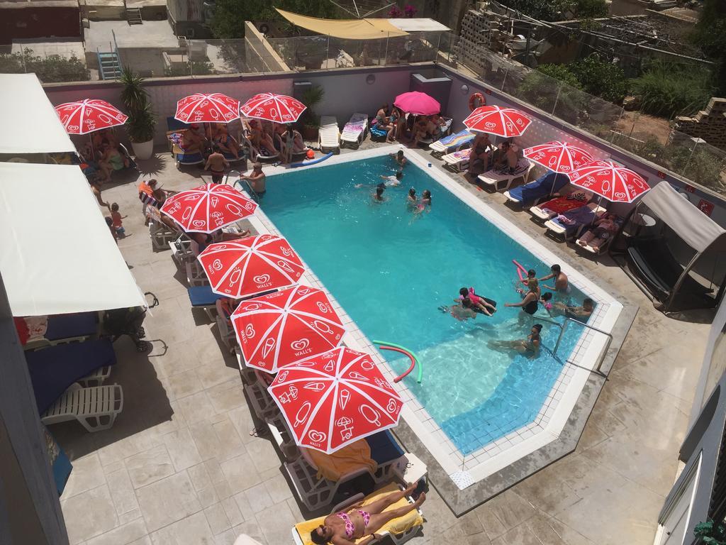 Dean Hamlet Hotel Saint Julian's Екстериор снимка