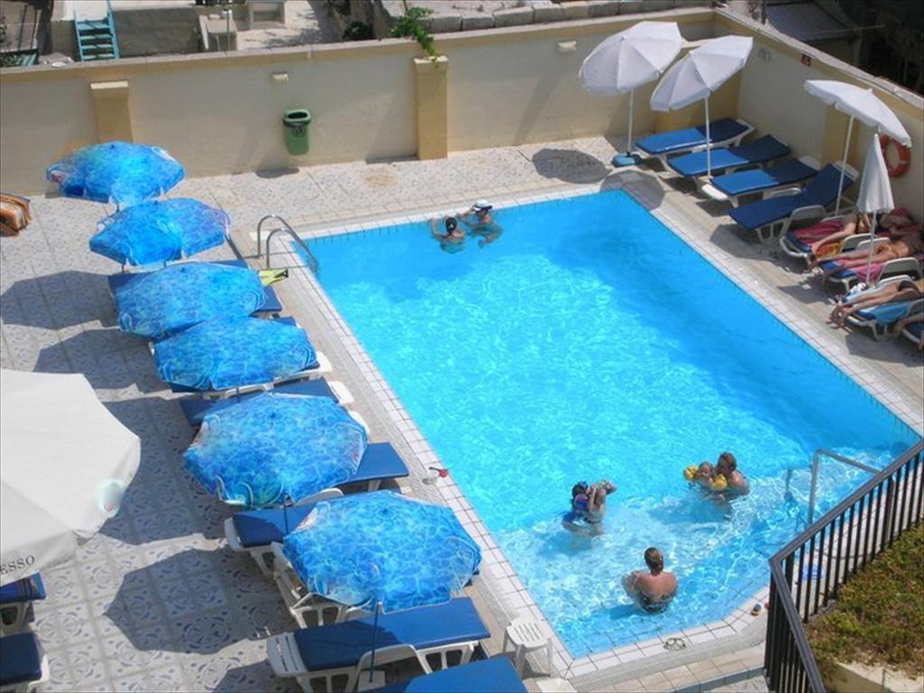 Dean Hamlet Hotel Saint Julian's Екстериор снимка