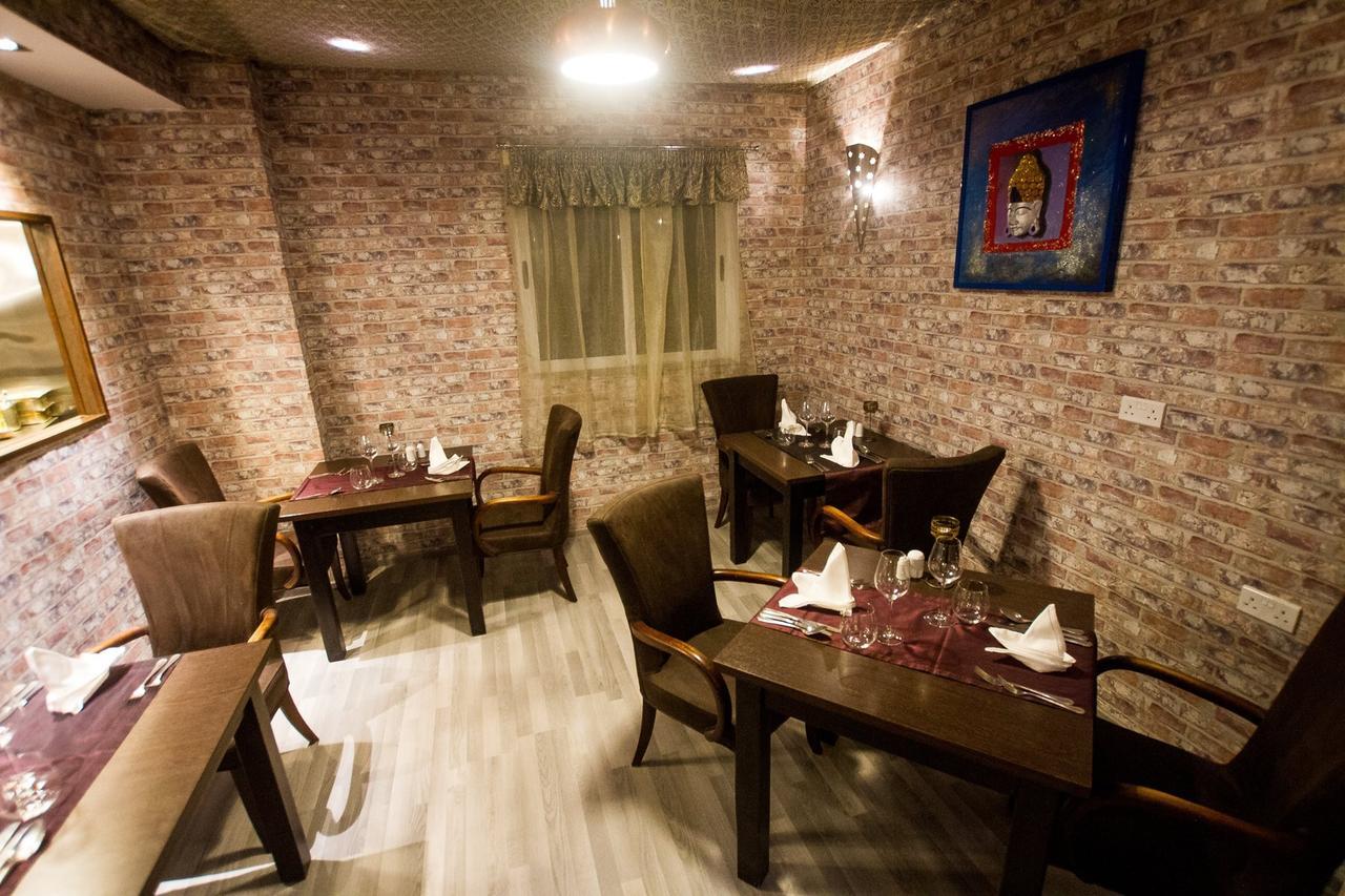 Dean Hamlet Hotel Saint Julian's Екстериор снимка