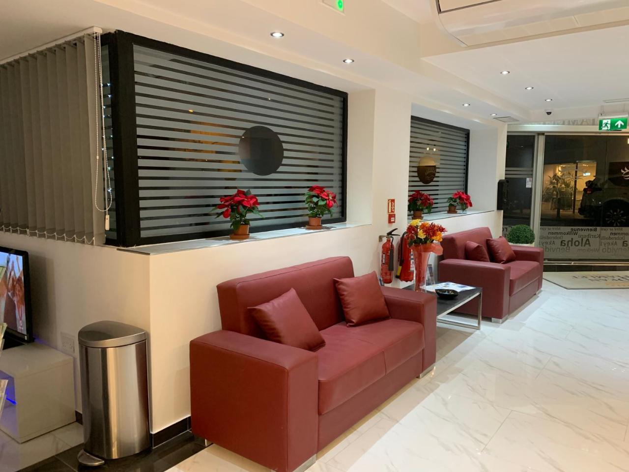 Dean Hamlet Hotel Saint Julian's Екстериор снимка