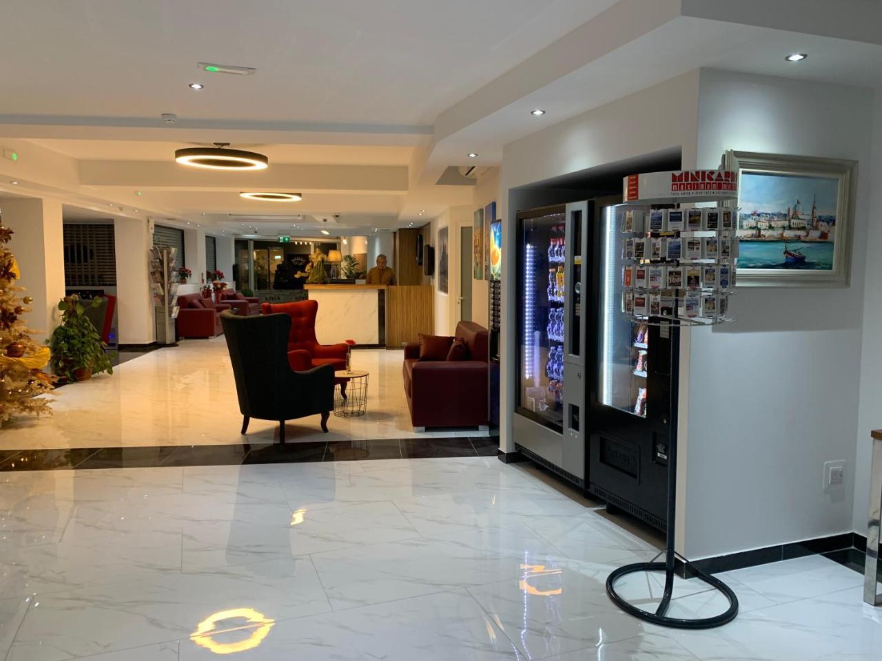 Dean Hamlet Hotel Saint Julian's Екстериор снимка