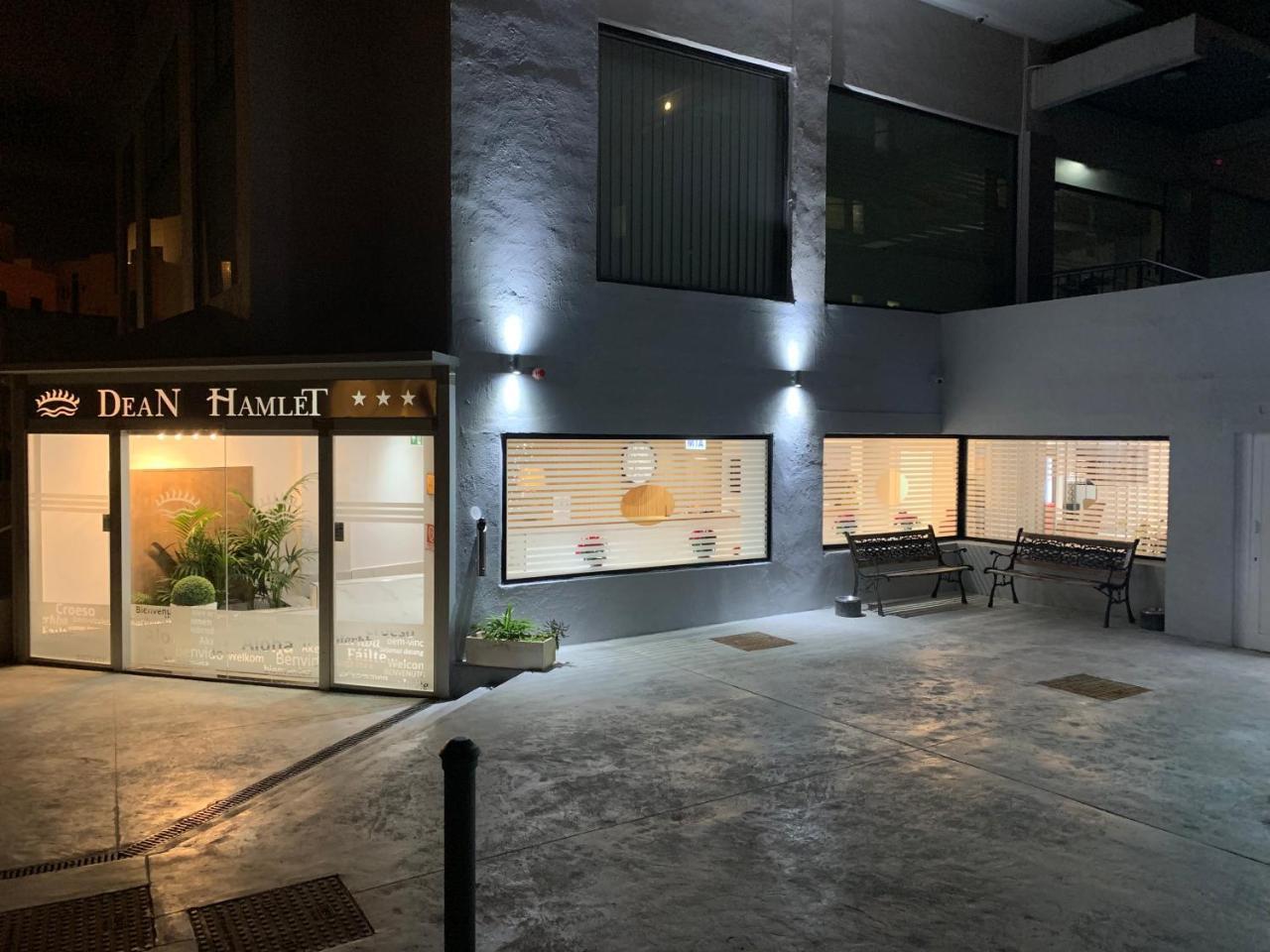 Dean Hamlet Hotel Saint Julian's Екстериор снимка